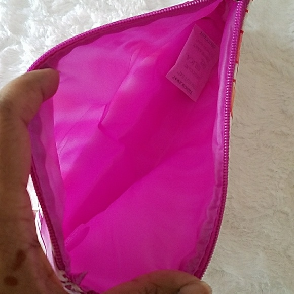 💥SEE NEW LISTING💥 Cosmetic Case NWOT - Picture 3 of 8